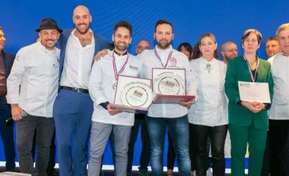Gagnants concourt sur podium